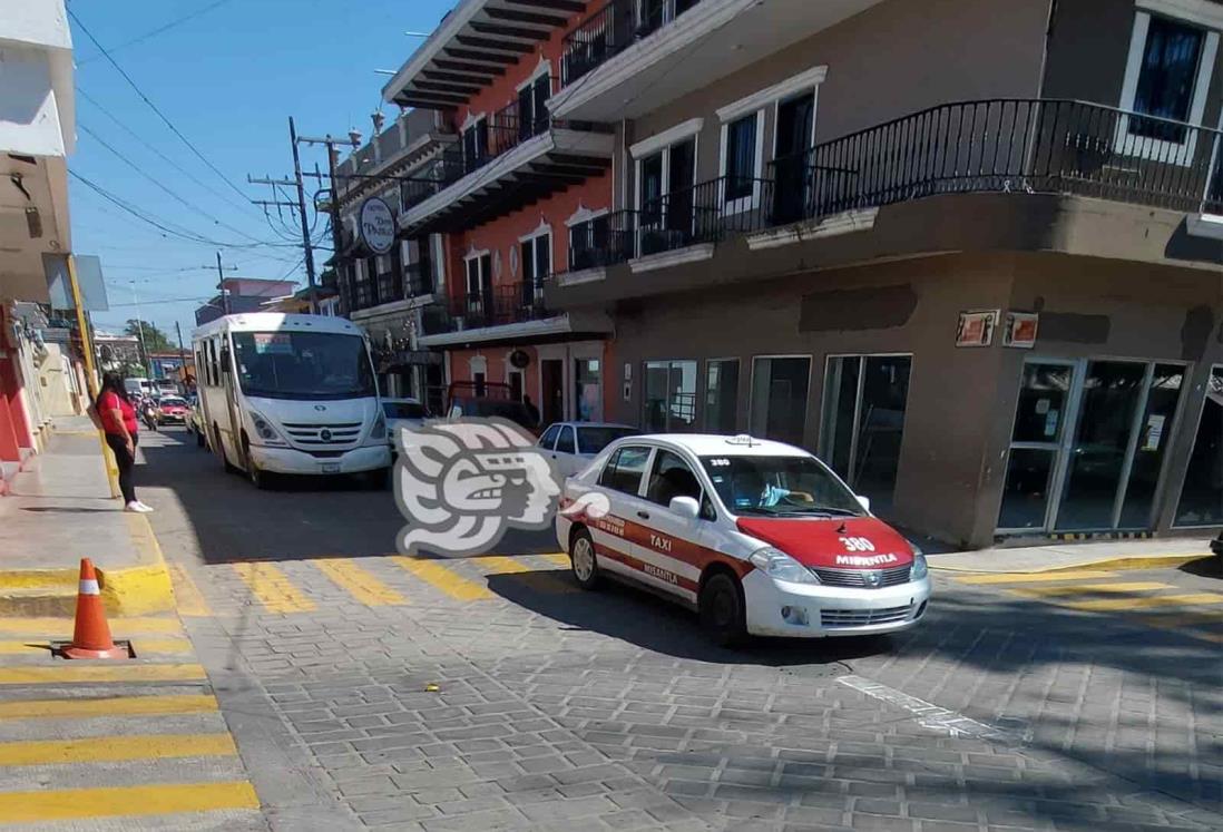 Denuncian incremento en tarifas de taxis colectivos en el norte de Veracruz