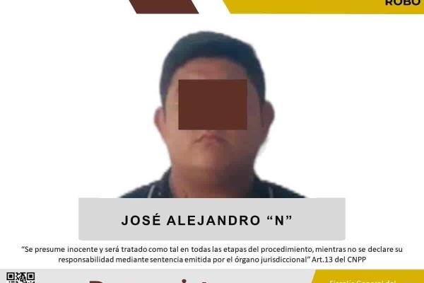 Imputan a sujeto que manejaba vehículo con reporte de robo en San Andrés Tuxtla