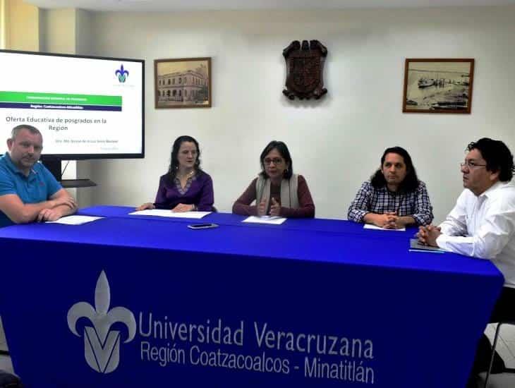 Estudiantes de posgrados en UV cuentan con becas Conacyt