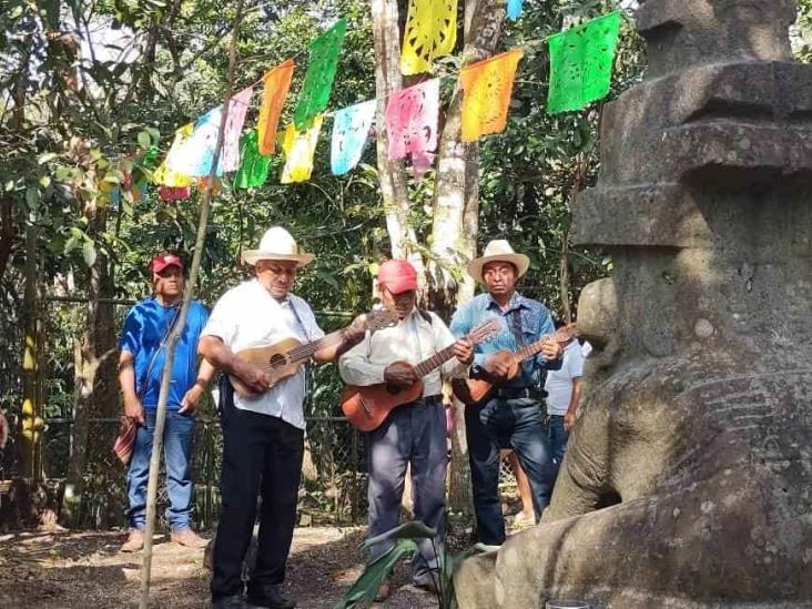 Realizan ritual para la preservación de la lengua náhuatl