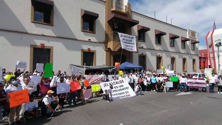 Segundo día de protestas en Río Blanco por detención de alcalde