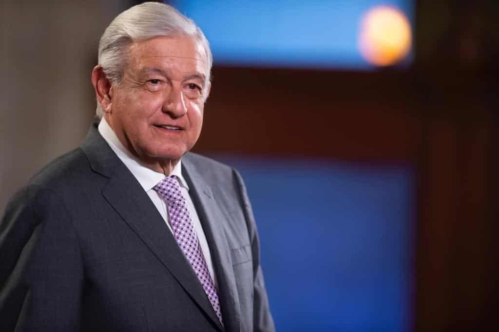 Marcha del INE es para defender al viejo régimen corrupto: AMLO