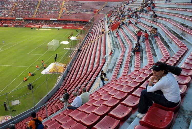 Cae el “Coloso”; esta es la historia del estadio “Pirata” desde 1965