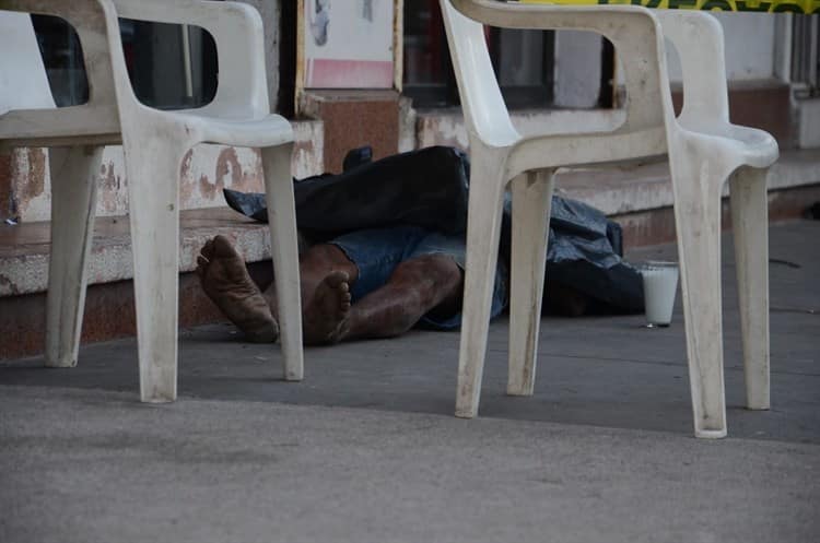 Fallece hombre en situación de calle en Centro de Veracruz (+video)