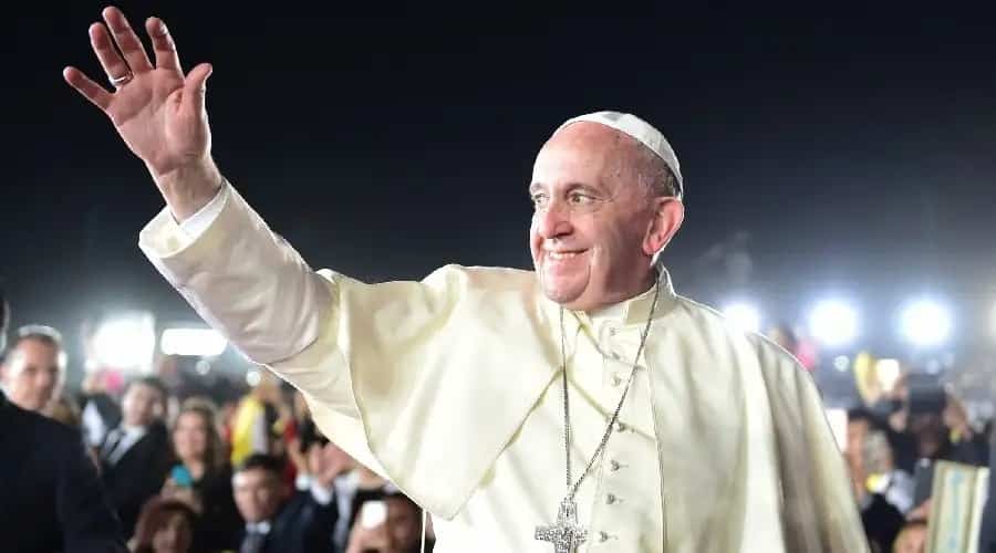 Preocupa a feligreses salud del Papa Francisco; cancela audiencias y discursos