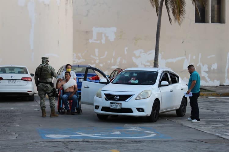 Hombre baleado en intento de asalto a cafetería en Veracruz (en vivo)