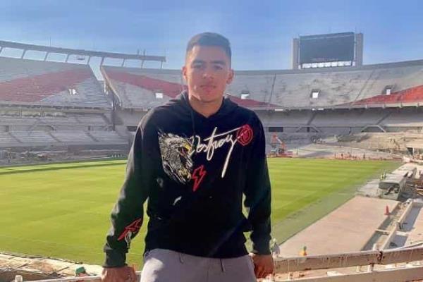 Está a prueba José Luis Uscanga con el Oviedo