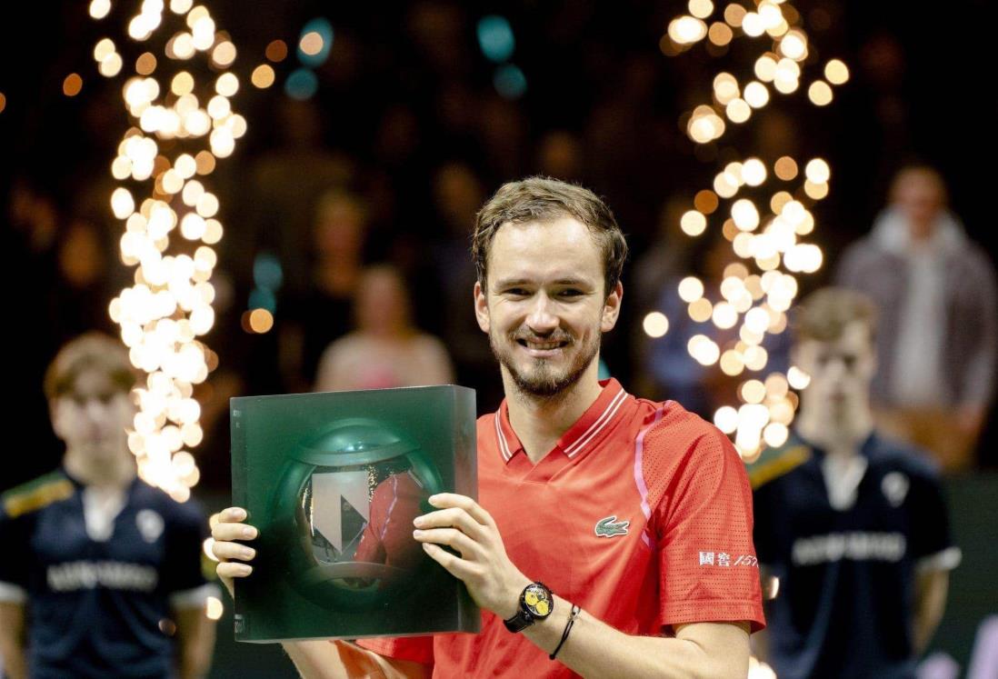 Conquista Daniil Medvedev torneo ATP en Doha