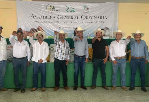 Planilla única en elección de asociación ganadera de San Juan Evangelista