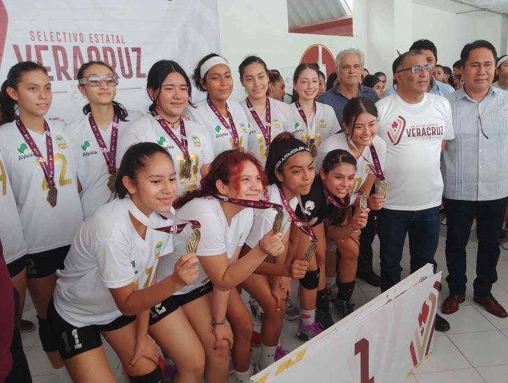 Coatzacoalcos clasifica al Macroregional de Voleibol de los Juegos Deportivos Conade