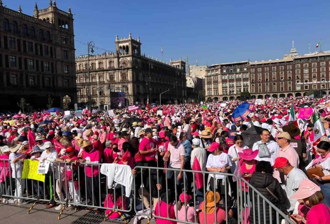 Realizan marcha a favor del INE en la Ciudad de México