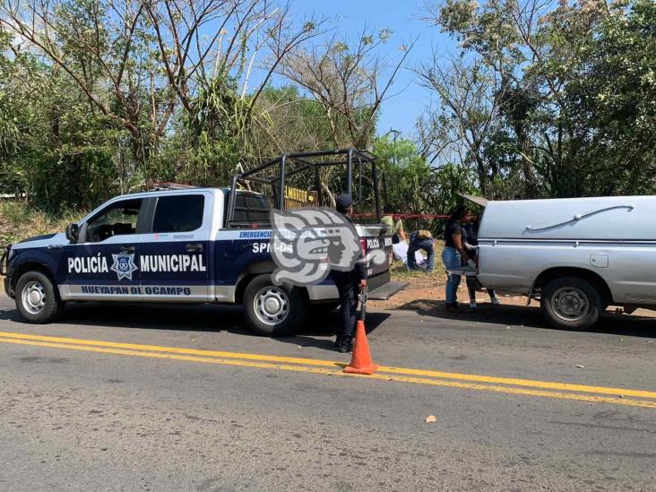 Abandonan un ejecutado con ‘narcomensaje’ entre Hueyapan y Acayucan (+Vídeo)