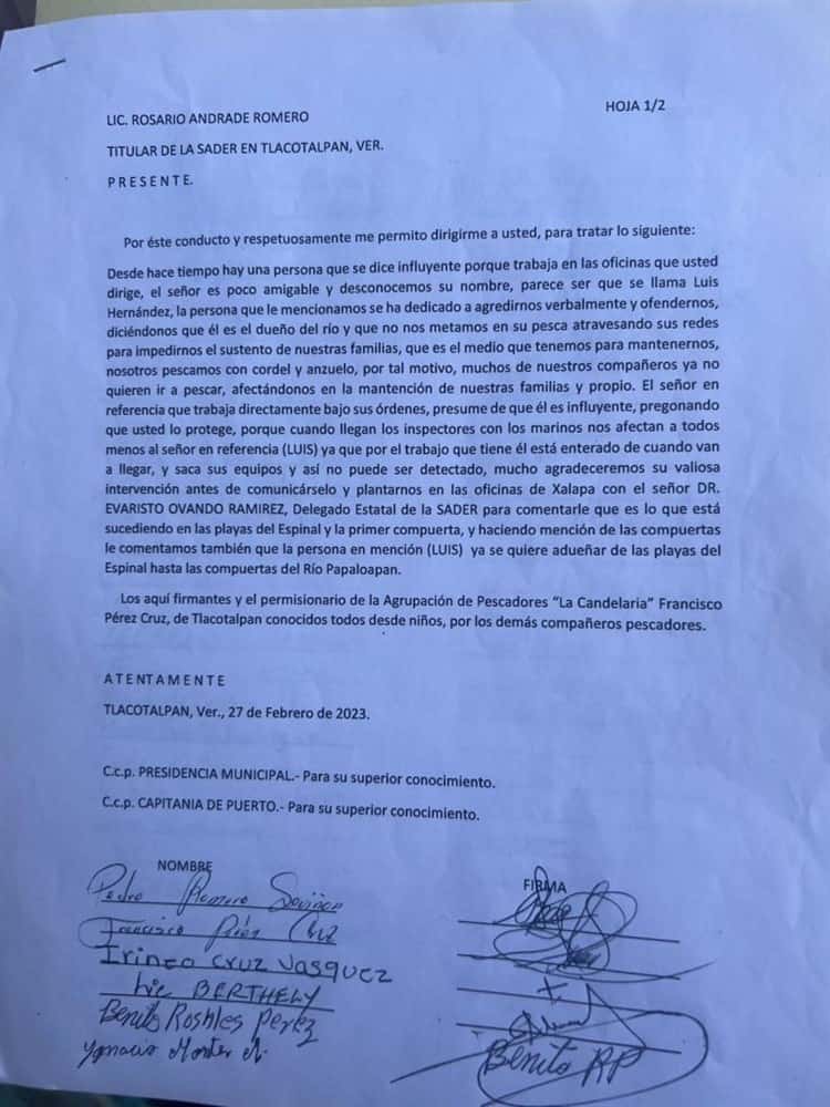 Pescadores de Tlacotalpan presentan queja contra funcionario; exigen los dejen trabajar