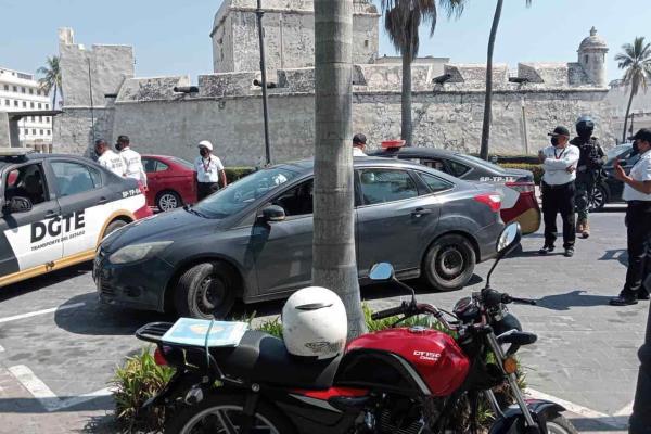 Detienen a conductor particular de In Driver en Veracruz