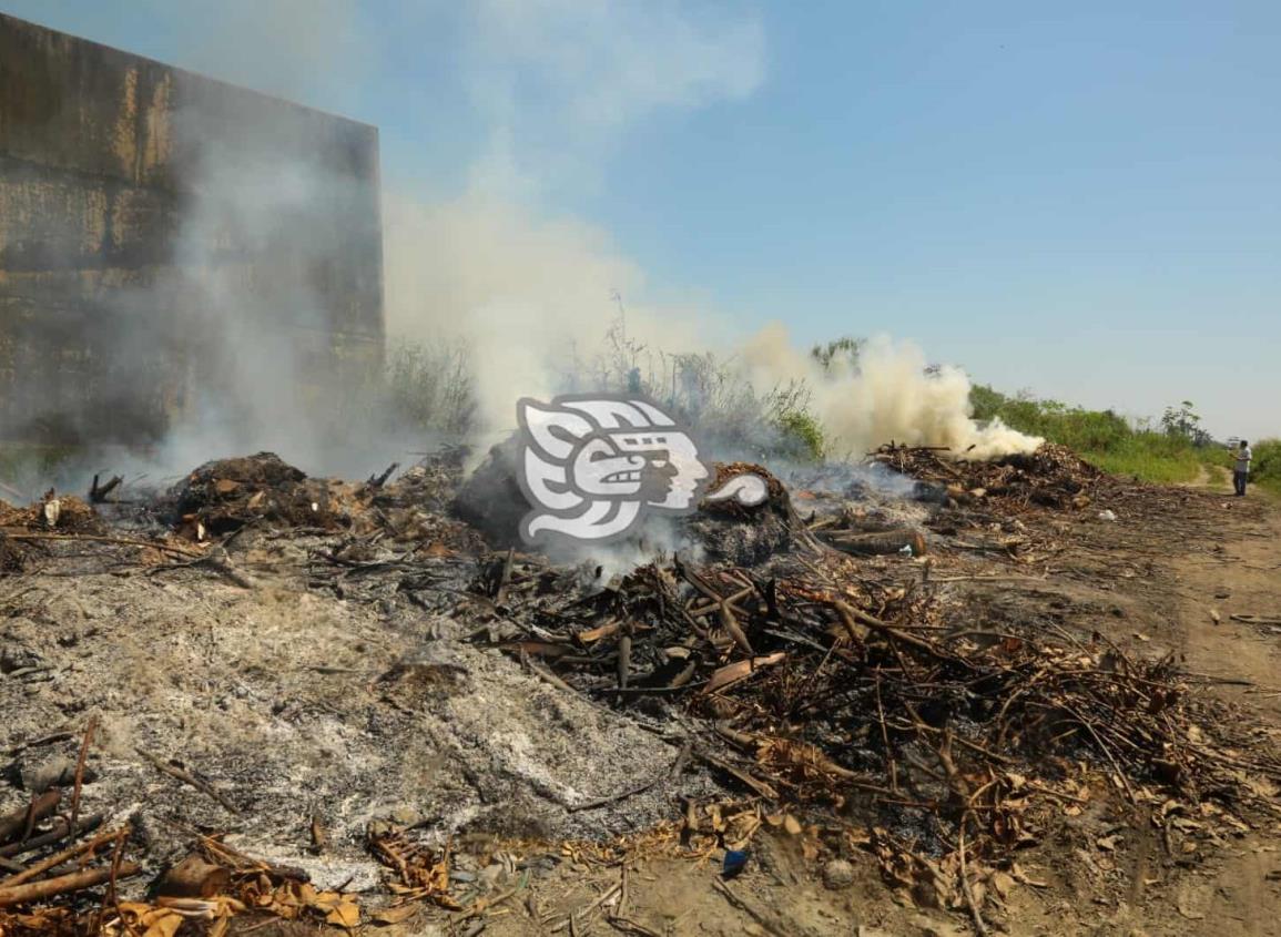 Primeros incendios de la temporada; arde basurero en la Ejidal