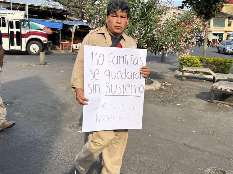 Nueva protesta de trabajadores de CMAS en Xalapa