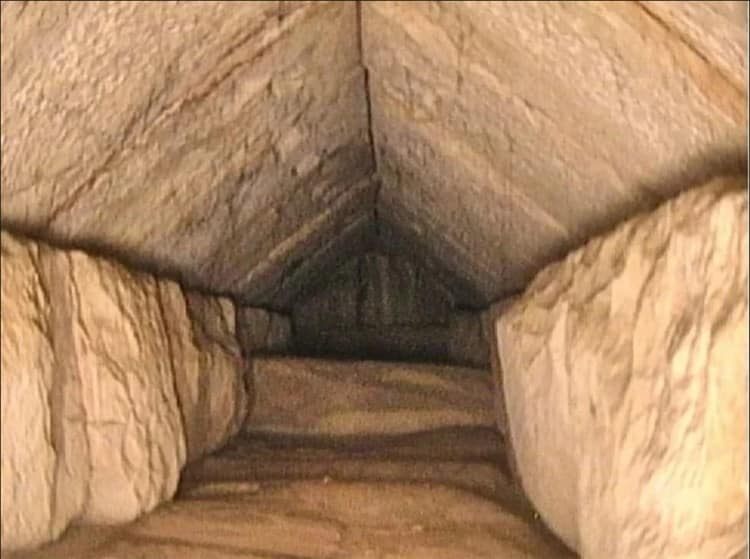 ¿Qué más habrá? descubren milenario túnel en la Gran Pirámide de Giza