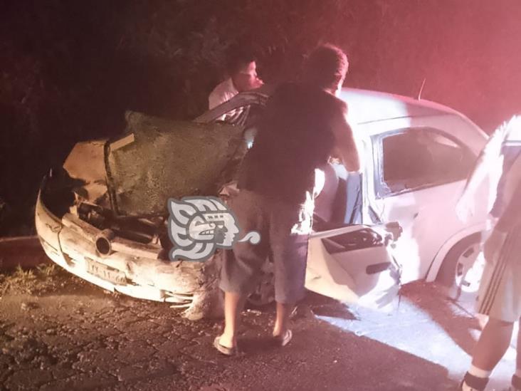 ¡Trágico accidente! Automóvil impacta a taxi en San Rafael; hay un fallecido