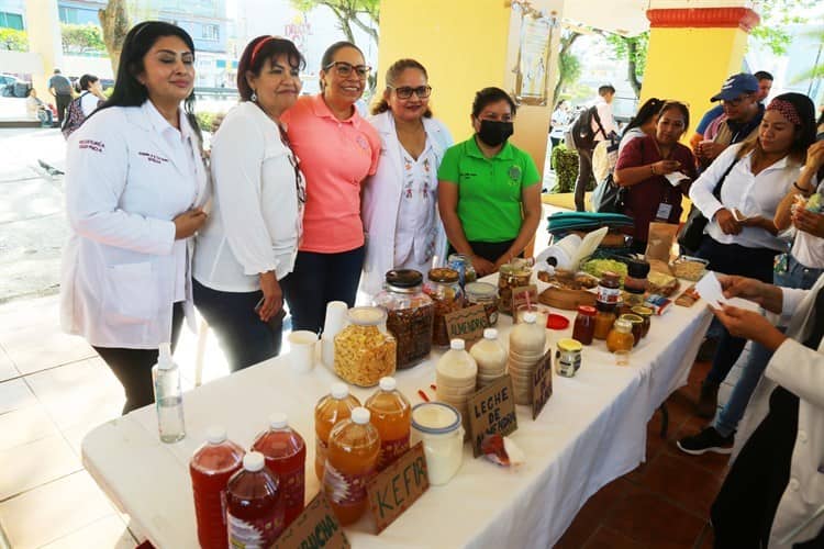 Encabezan caminata por el Día Mundial de la Lucha contra la Obesidad (+Vídeo)