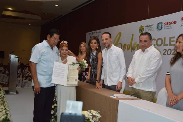 Abuelitos se casan en Boca del Río; se conocieron como empacadores