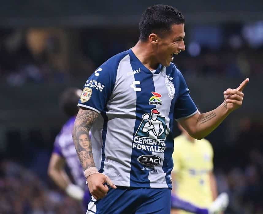 Pachuca tiene fiesta de goles en el estadio Azteca