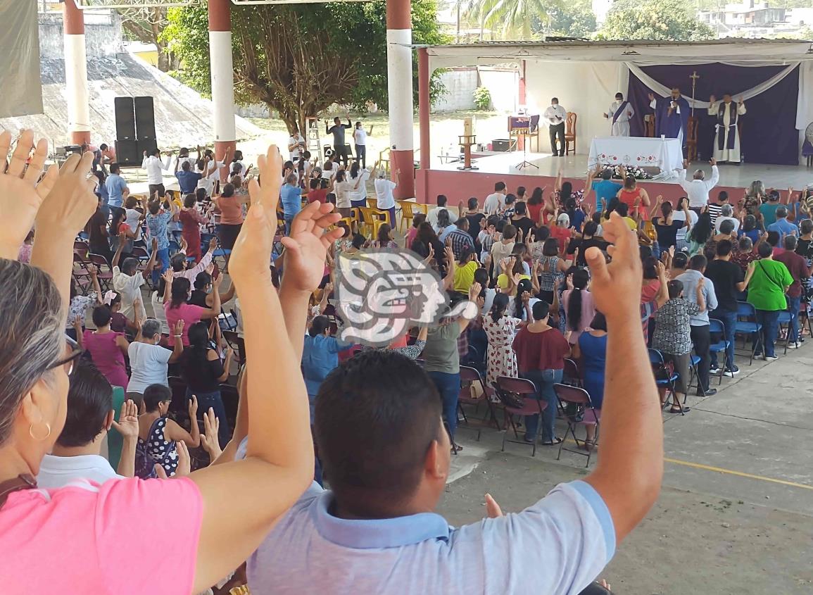 Realizaron primer Café Carismático en Villa Cuichapa (+Video)