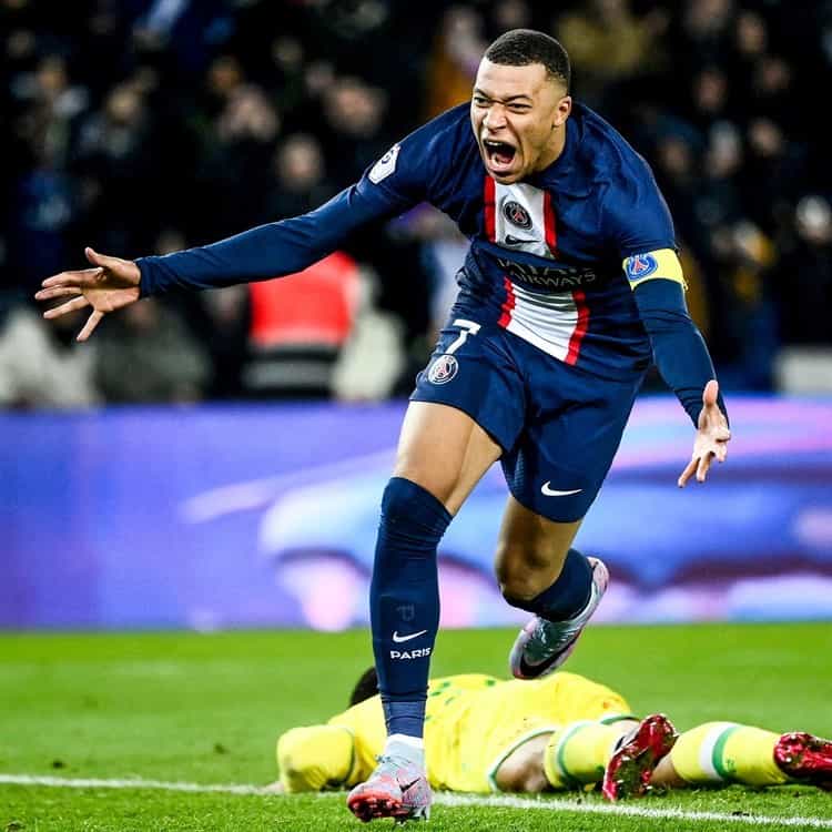 Es Kylian Mbappé goleador hisórico del PSG