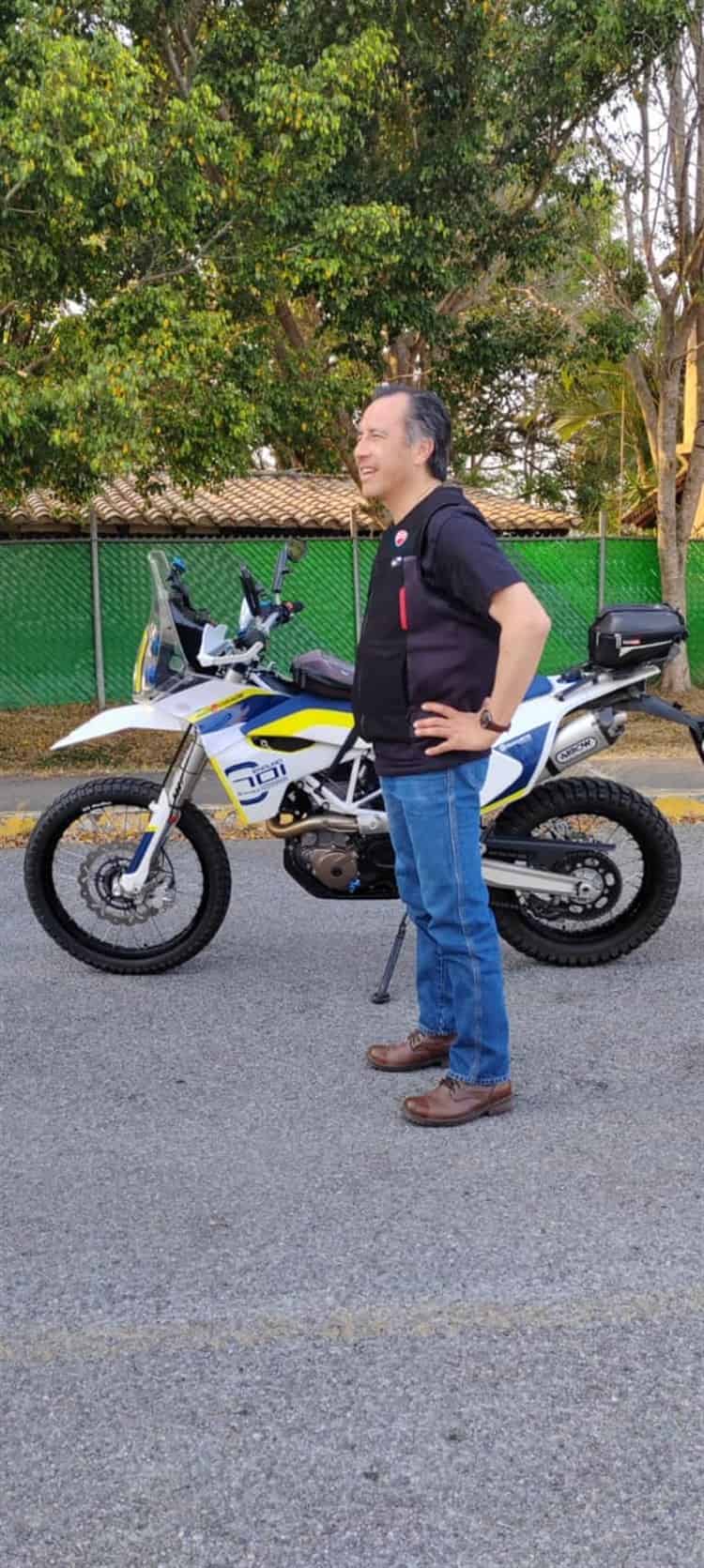 Llueven críticas a “Cuitláhuac motorizado”; mientras Veracruz sufre de inseguridad