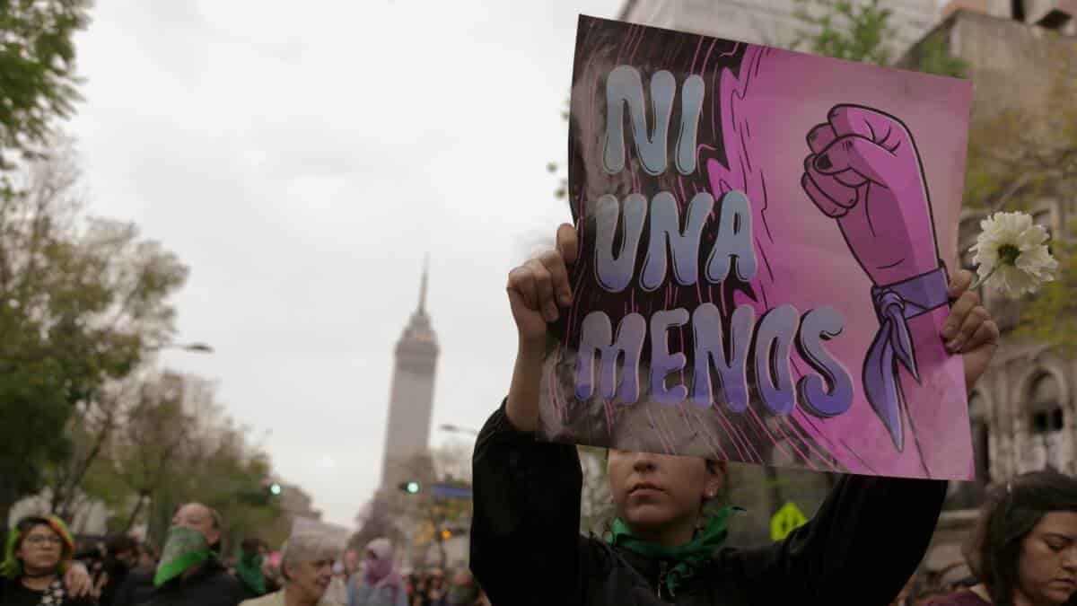 Avala Senado reformas contra violencia vicaria