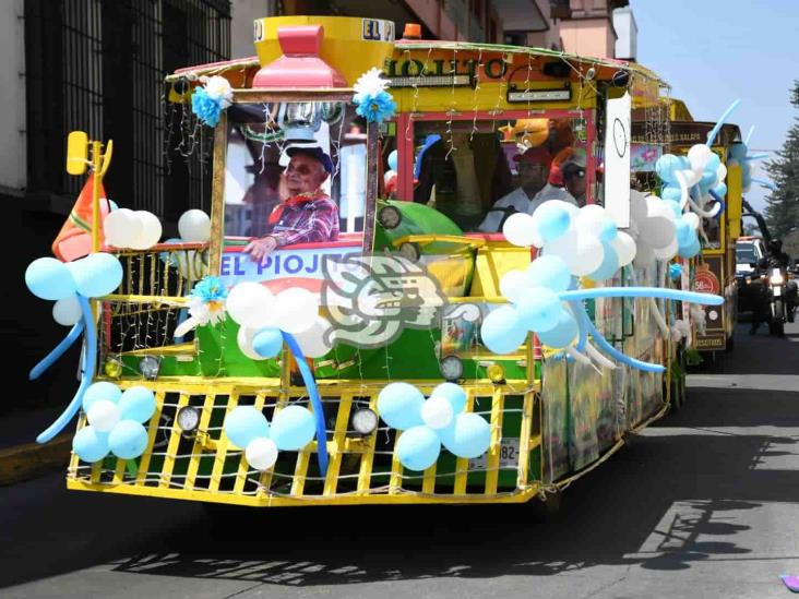 Rinden homenaje póstumo a Carlos, creador de“El piojito” en Xalapa