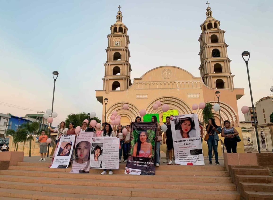 El 8M llevarán caso de acayuqueña a manifestación frente a Palacio Nacional