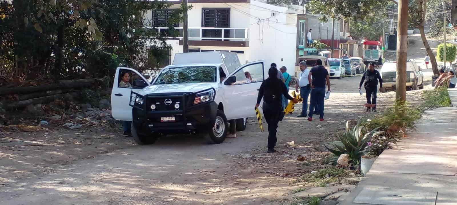 Hallan a hombre sin vida en la vía pública de Xalapa