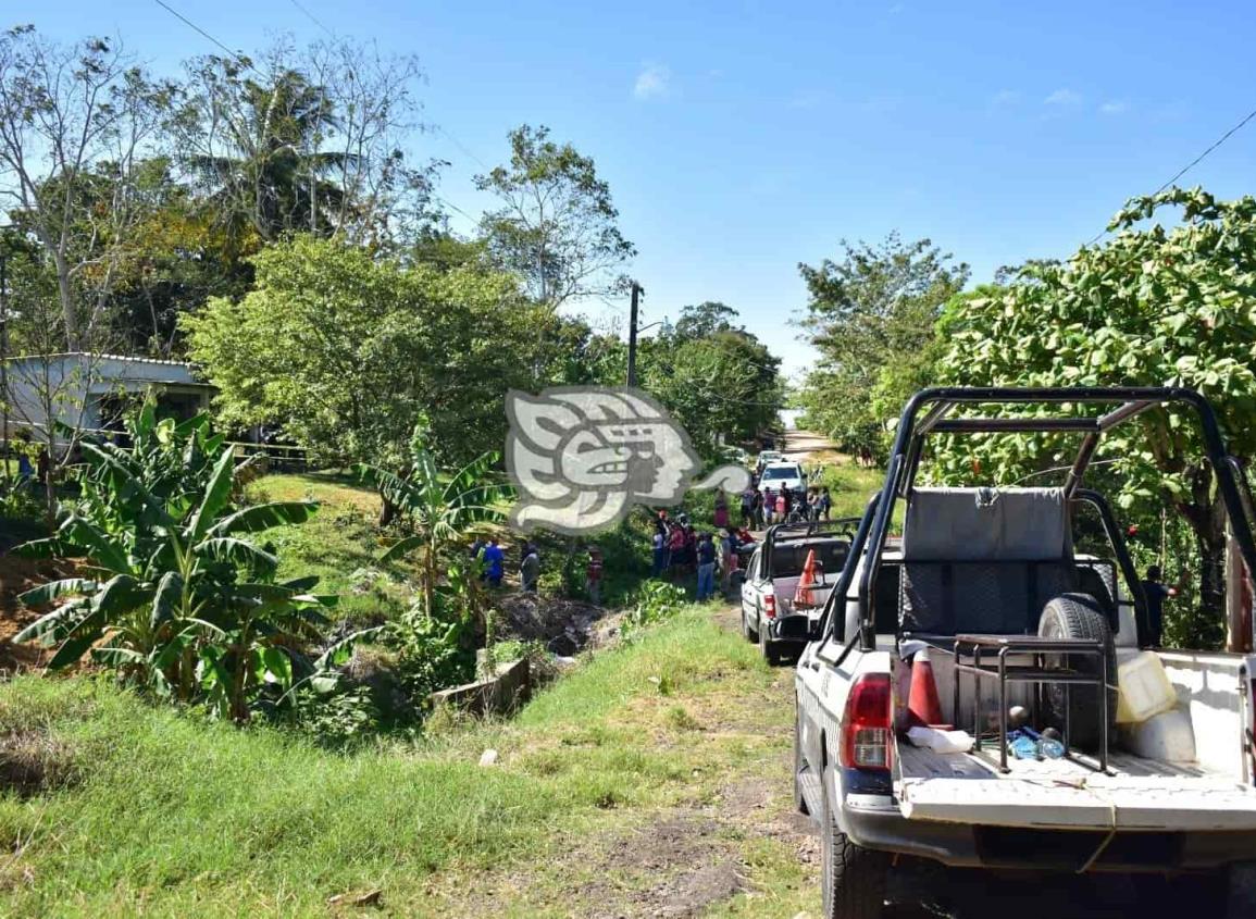 Roban motocicleta a empleado de financiera en Acayucan