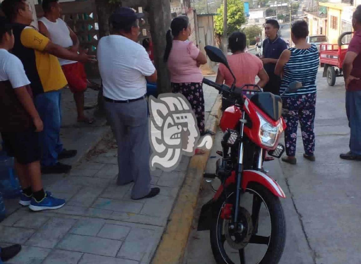 Sufren en Sayula, pobladores llevan semanas sin agua , tienen que pagar servicio de pipas