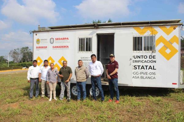 Instalan punto de verificación de ganado en Acayucan