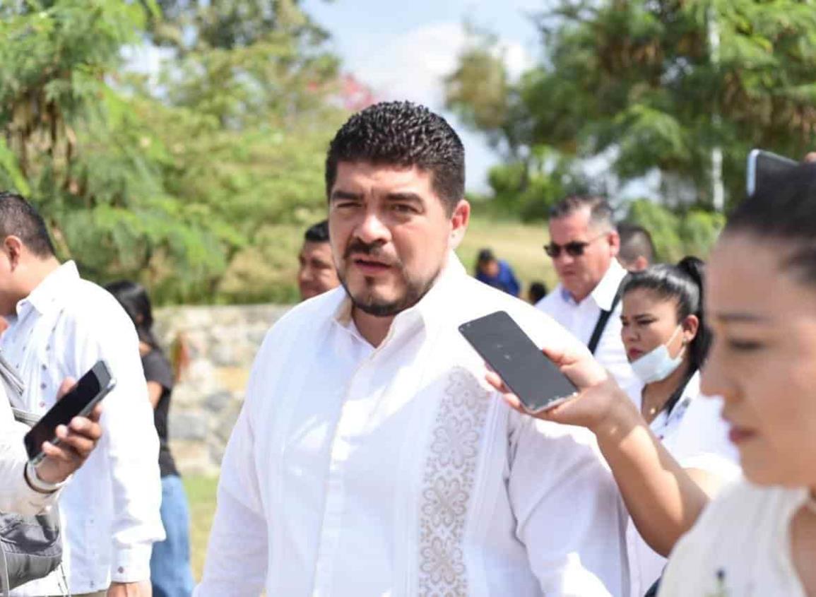 Zenyazen destaca el gran interés padres de familia en el taller Escuela para Padres