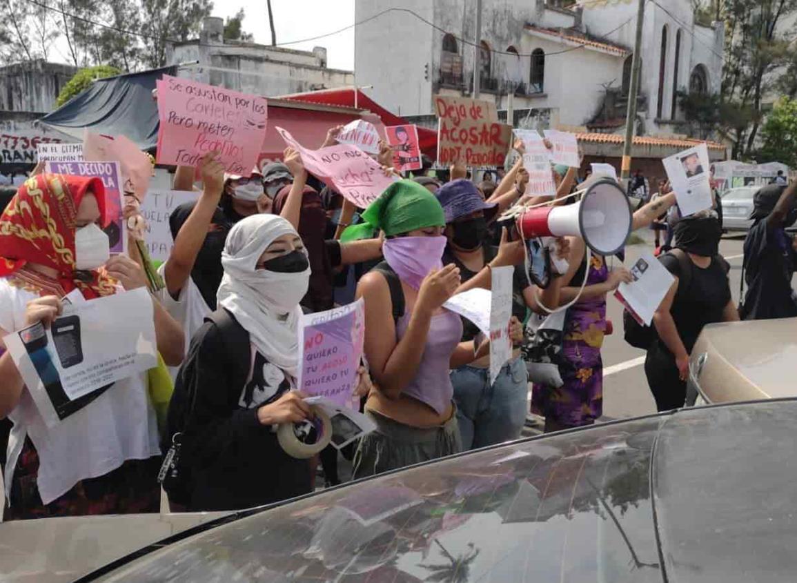 Sin  p0rn0 no puedo vivir,; publicó docente en twitter, acusan alumnas del Cetmar acosos por parte de maestros