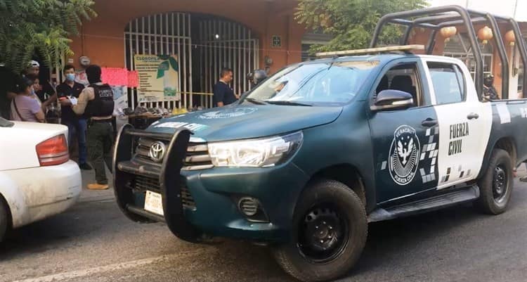 Balean a dos en asalto a restaurante chino de Cardel