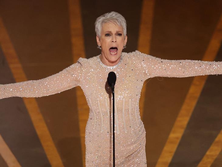 ¡Acabamos de ganar un Óscar!: Jamie Lee Curtis recibe premio a Mejor Actriz de Reparto