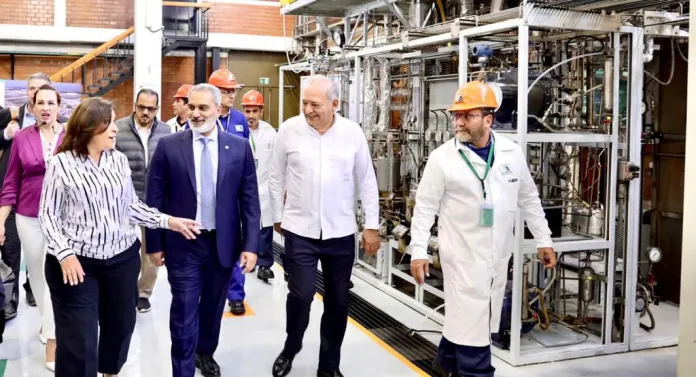 Secretario general de la OPEP visita el Instituto Mexicano del Petróleo junto a Nahle