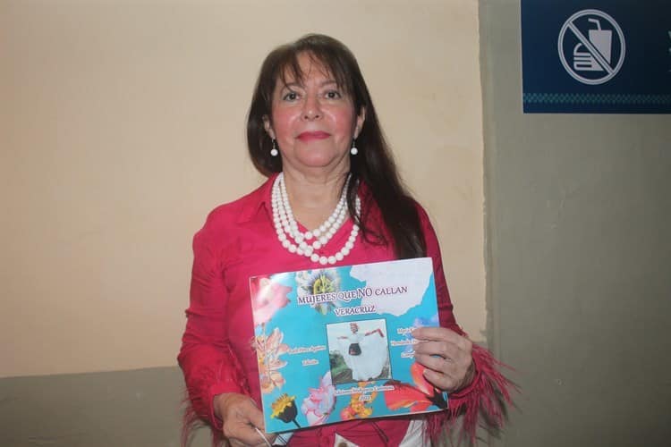 Presentan libro ‘Mujeres que no callan’