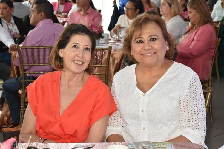 Canaco Servytur Veracruz organiza desayuno en honor a las mujeres empresarias