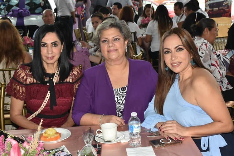 Canaco Servytur Veracruz organiza desayuno en honor a las mujeres empresarias