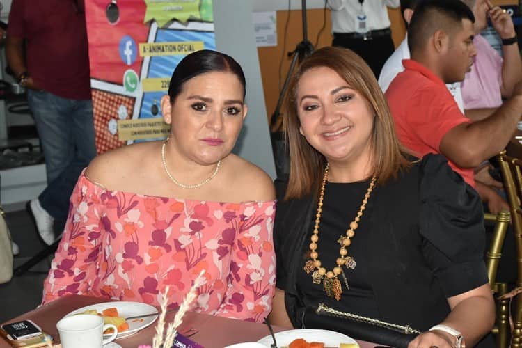 Canaco Servytur Veracruz organiza desayuno en honor a las mujeres empresarias