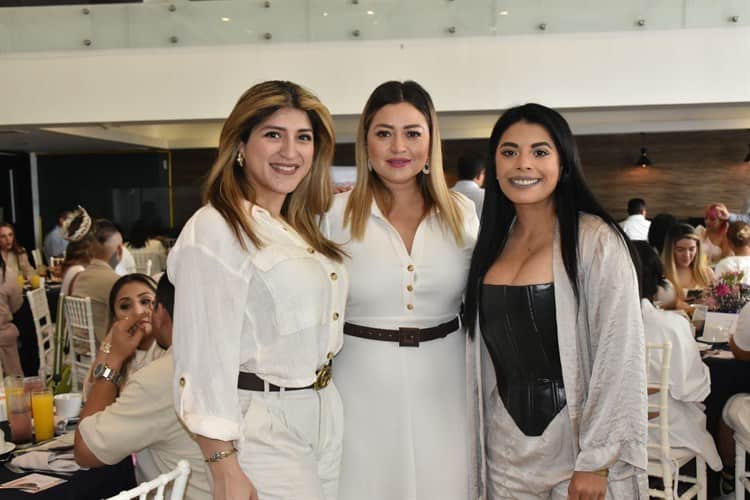 Realizan Desayuno de la Mujer a beneficio de Grupo Reto Veracruz