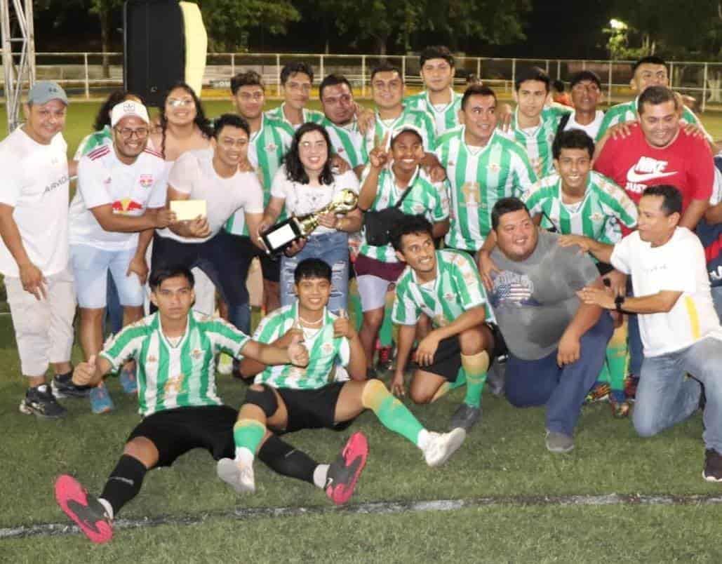 Purísima se corona campeón en la Liga de Futbol 8 de Acayucan