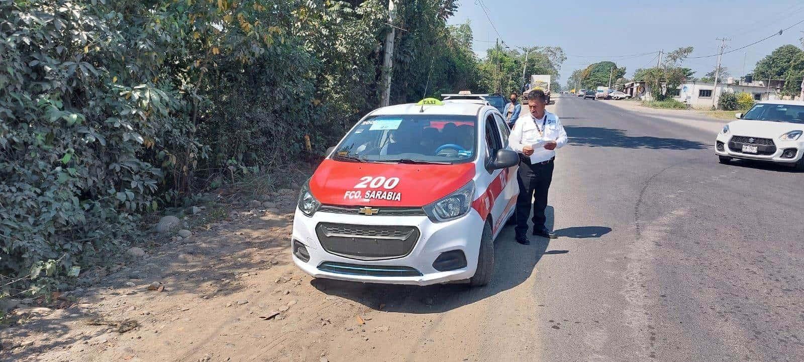 Van 8 detenidos por prestar servicio de transporte ilegal este año en Veracruz