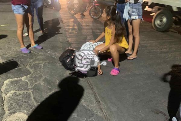 Estudiante del CBTIs 48 derrapa en Acayucan
