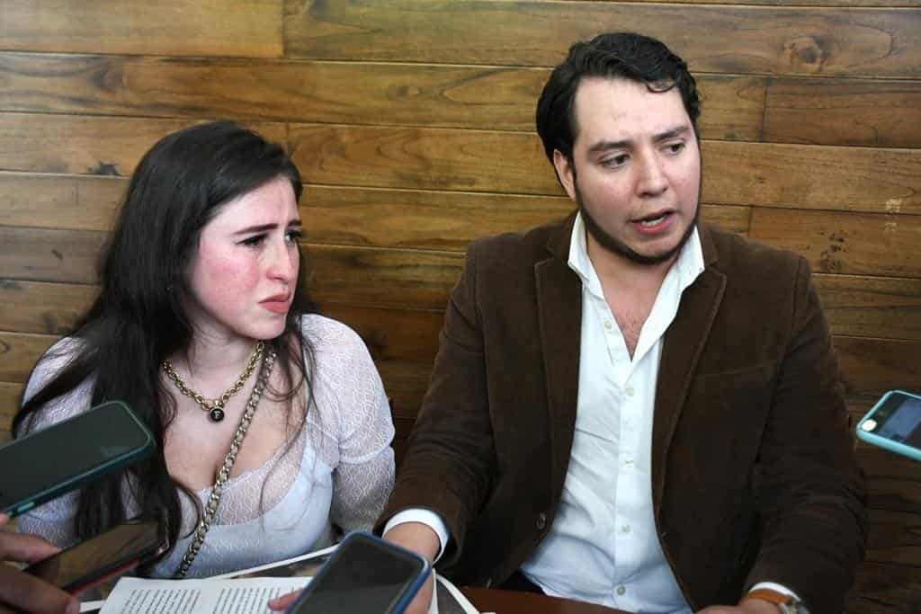 Utilizan imagen de pareja en Xalapa en OnlyFans para afectar su escuela de danza