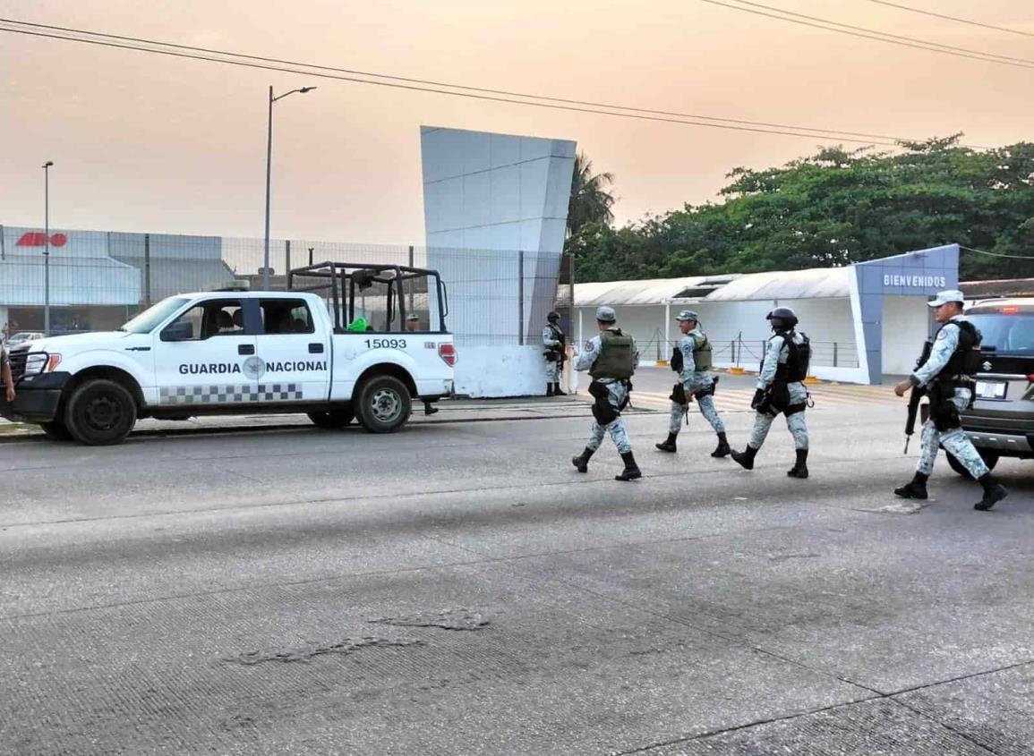 ¡Asaltos a la orden del día! Exigen mayor vigilancia frente a la central en Coatzacoalcos